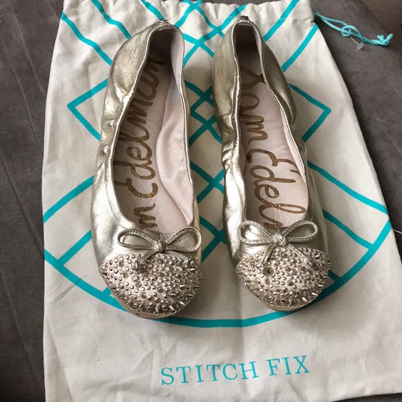 GUC! Sam Edelman Stud Flat - Picture 2 of 9